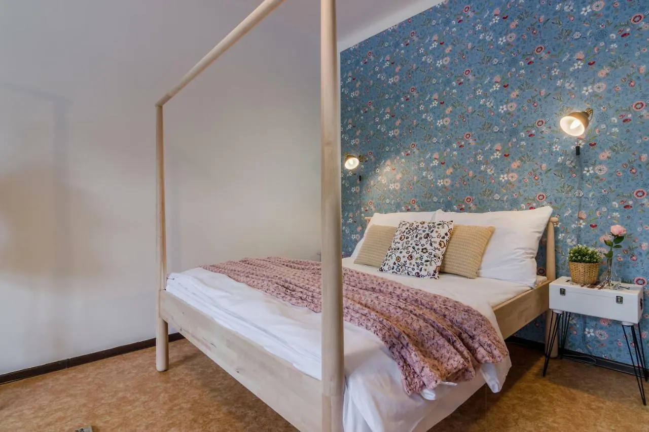 Apt With Sunny Garden Prague By Michal&Friends 0*,  جمهورية التشيك