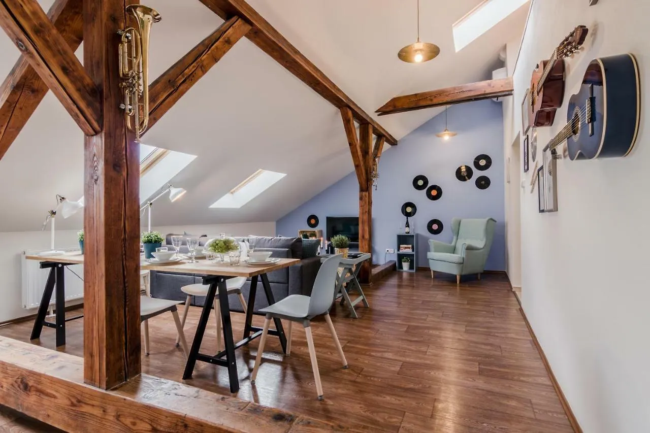 Apartment Apt With Sunny Garden Prague By Michal&Friends