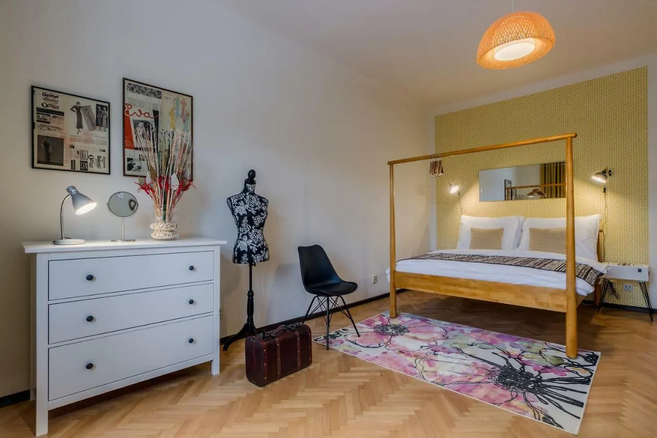 Apt With Sunny Garden Prague By Michal&Friends Apartment