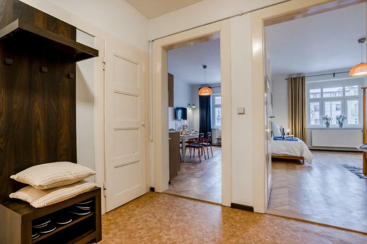 Apartment Apt With Sunny Garden Prague By Michal&Friends