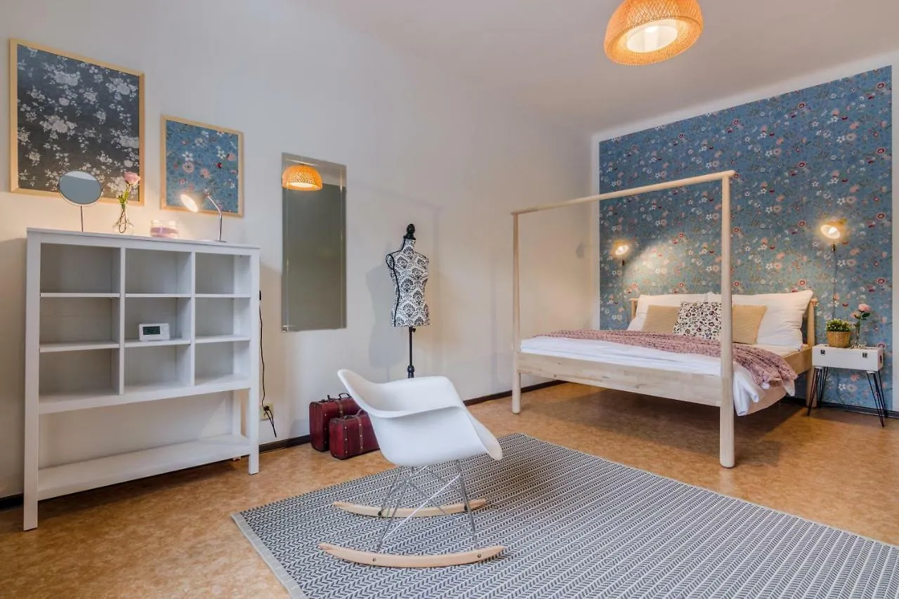 Apartment Apt With Sunny Garden Prague By Michal&Friends