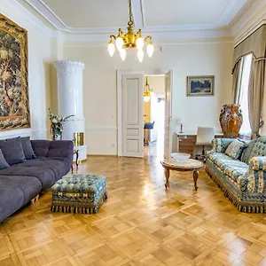 Historical Center Art With Hot-tub, Terrace And Garden Prag