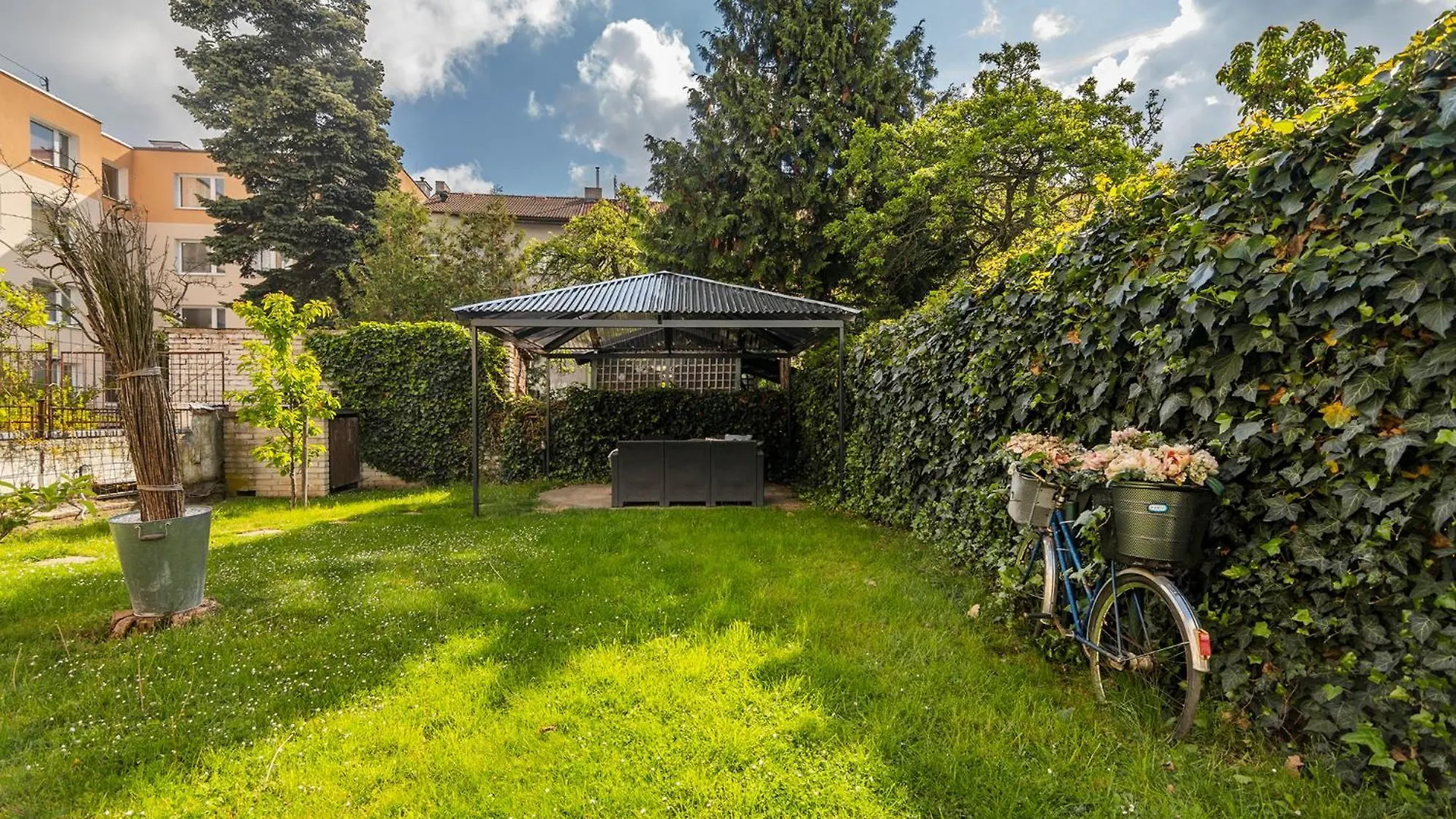 Apt With Sunny Garden Prague By Michal&Friends Apartment