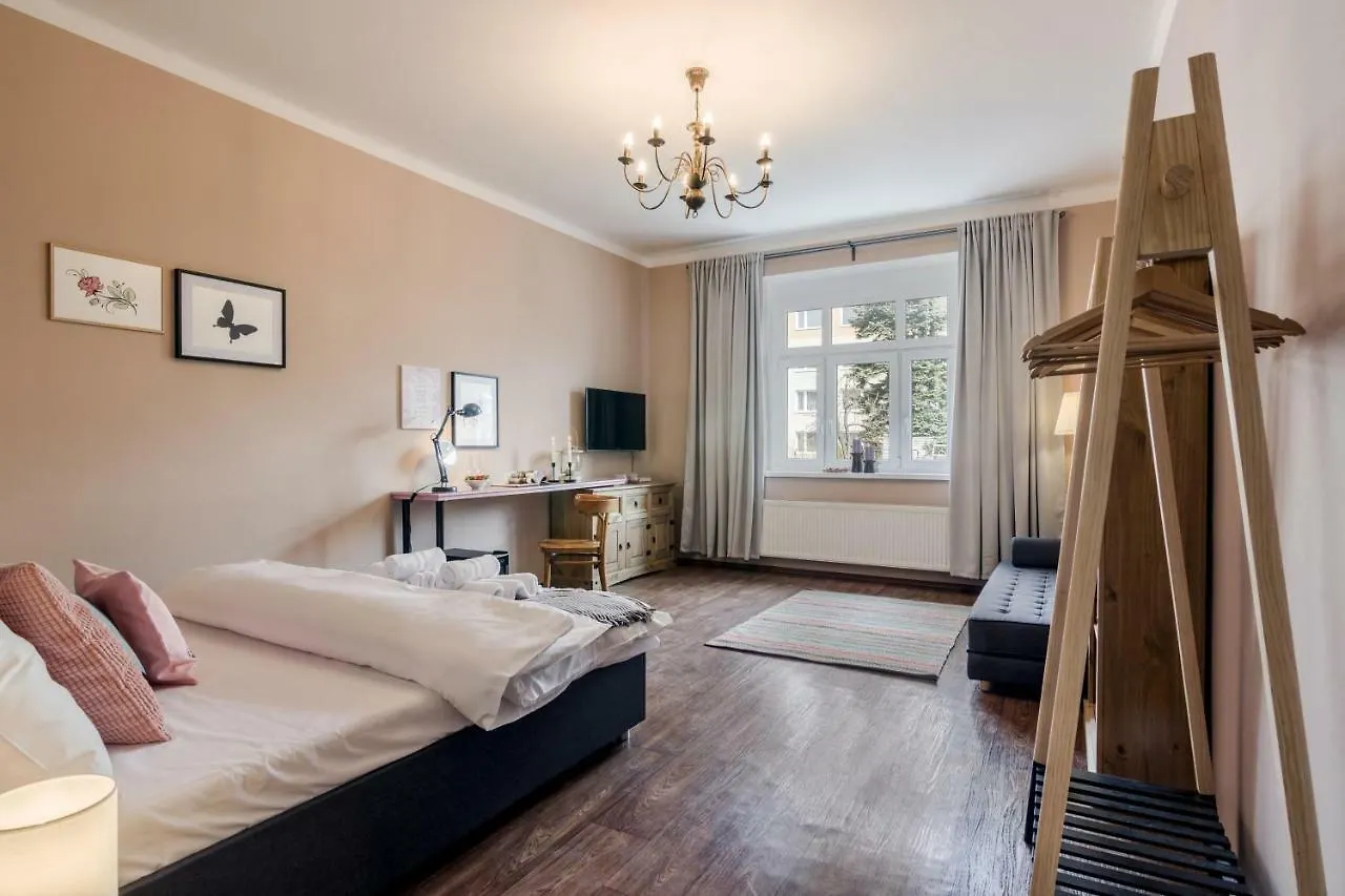 Apt With Sunny Garden Prague By Michal&Friends Apartment