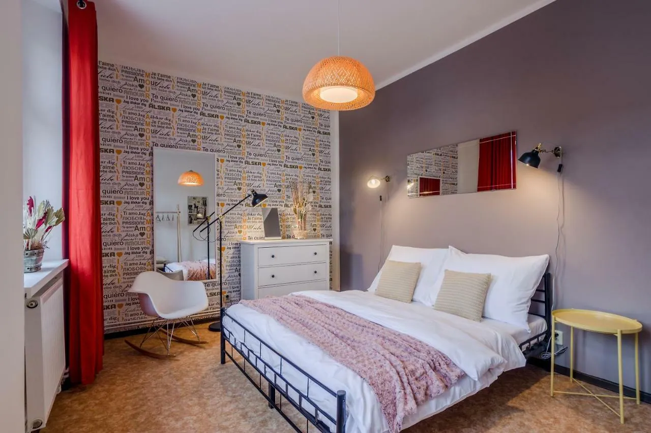 Apt With Sunny Garden Prague By Michal&Friends Apartment