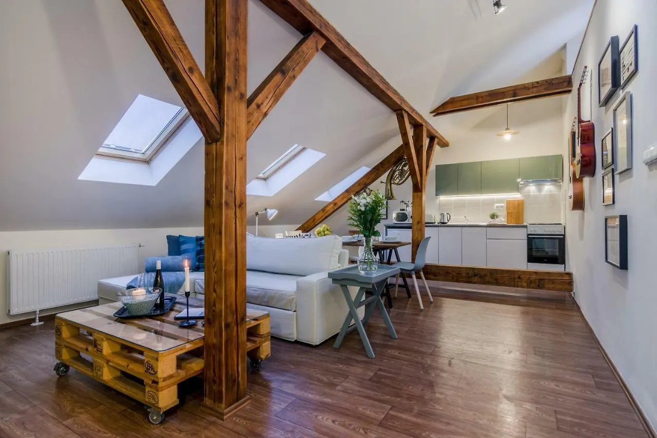 Apartment Apt With Sunny Garden Prague By Michal&Friends